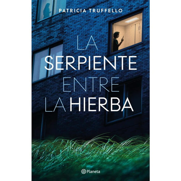 LA SERPIENTE ENTRE LA HIERBA