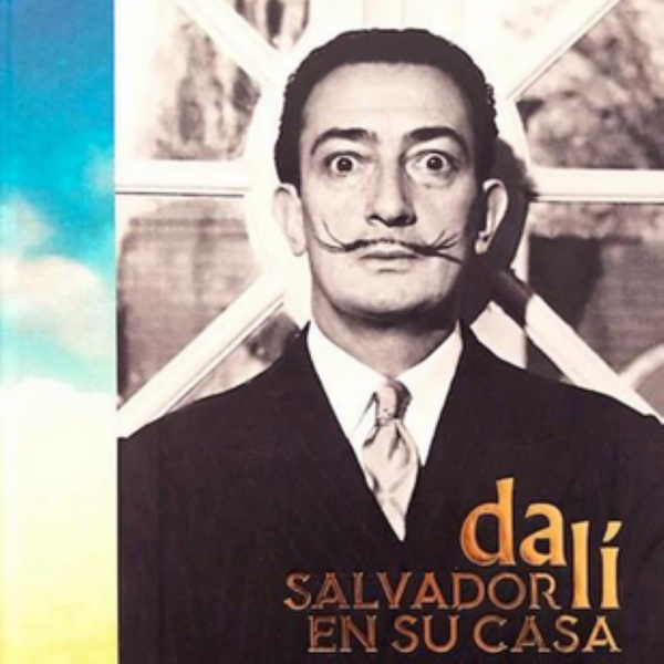 SALVADOR DALI EN SU CASA