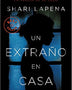 UN EXTRAÑO EN CASA